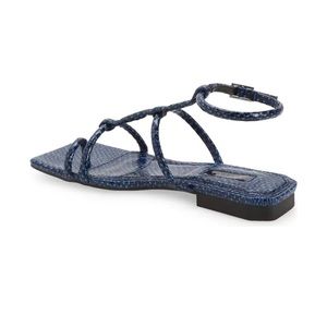 BRAND NEW PANDA SANDAL FROM TOP SHOP!